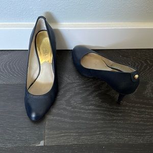 Michael Kors Women's Blue Pumps - Mk Flex Mid Heel